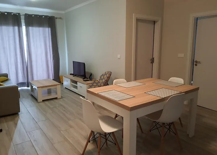 Apartamento Comfortable In Ribeira Grande, 69 M², Garden *