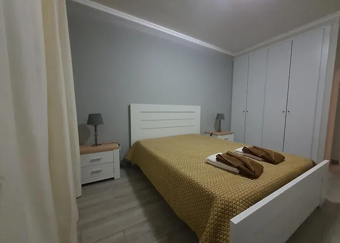 Apartamento Comfortable In Ribeira Grande, 69 M², Garden Ribeira Grande