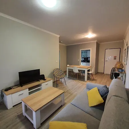 Comfortable In Ribeira Grande, 69 M², Garden * Ribeira Grande