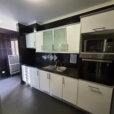 Apartment Comfortable In Ribeira Grande, 69 M², Garden