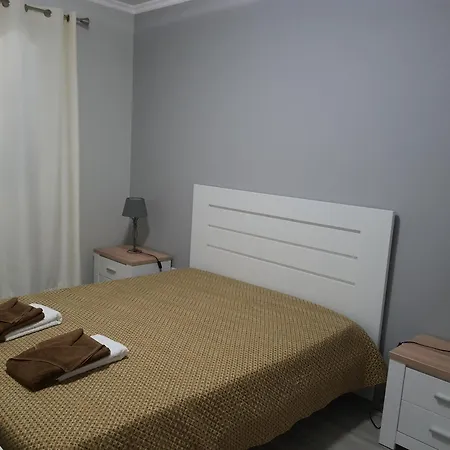 公寓 Comfortable In Ribeira Grande, 69 M², Garden 大里贝拉
