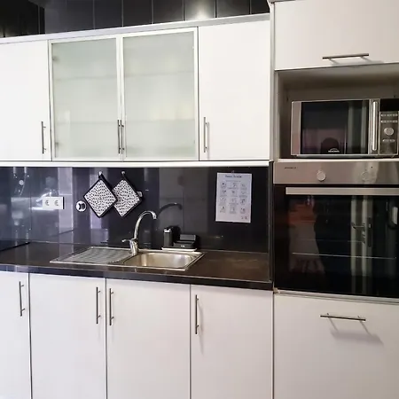 Comfortable In Ribeira Grande, 69 M², Garden Apartment *