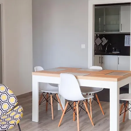 Apartment Comfortable In Ribeira Grande, 69 M², Garden *